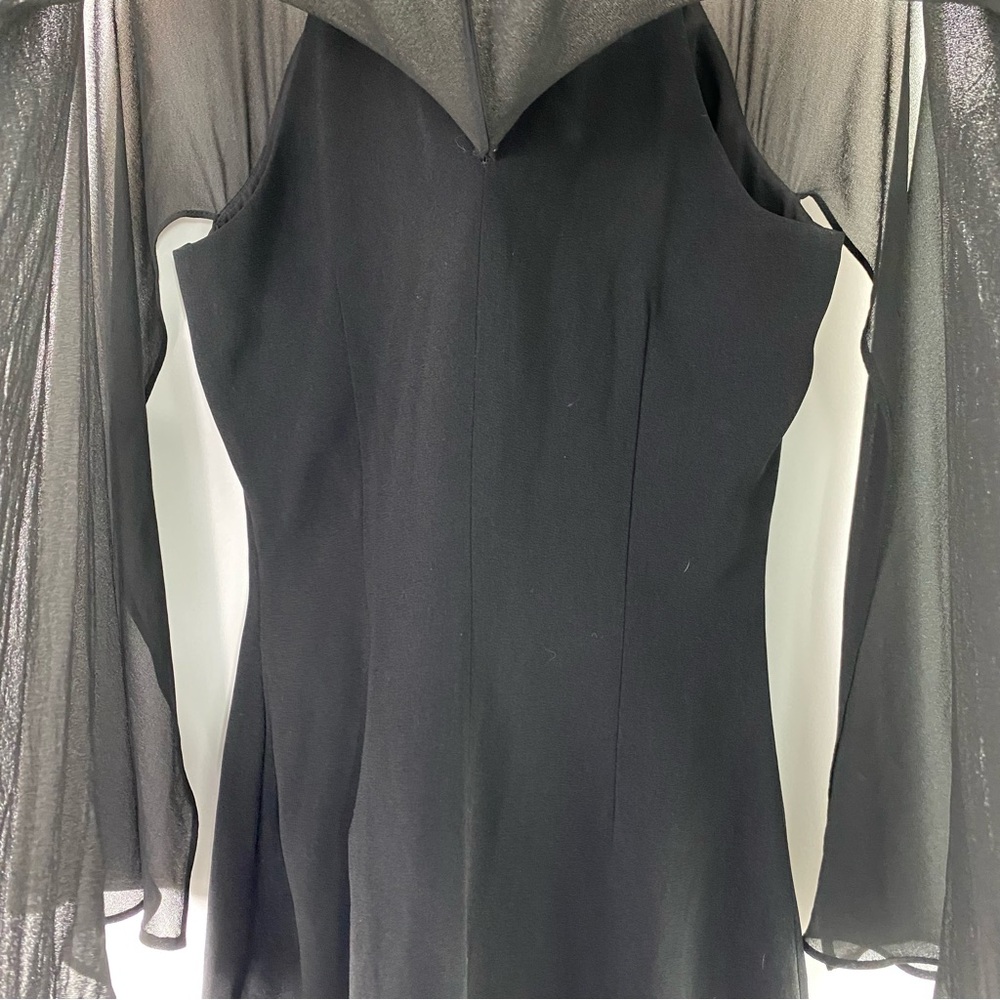 Belle Badgley Mischka Black Chiffon
Cape Knee Length Formal Dress Women's Size 4 - Picture 6 of 12